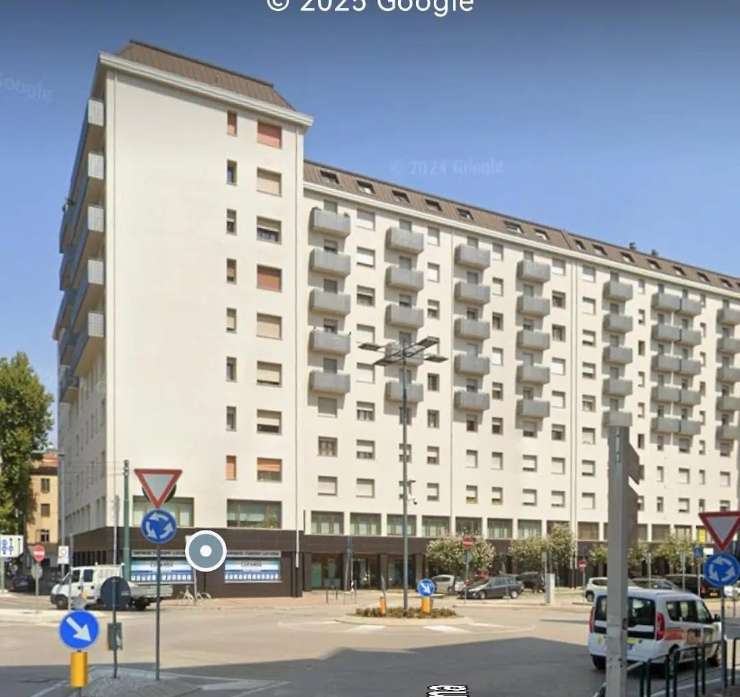 Quietnest Venice Station Flat 86Sqm 100M To Bus Station 300M To Train Station
