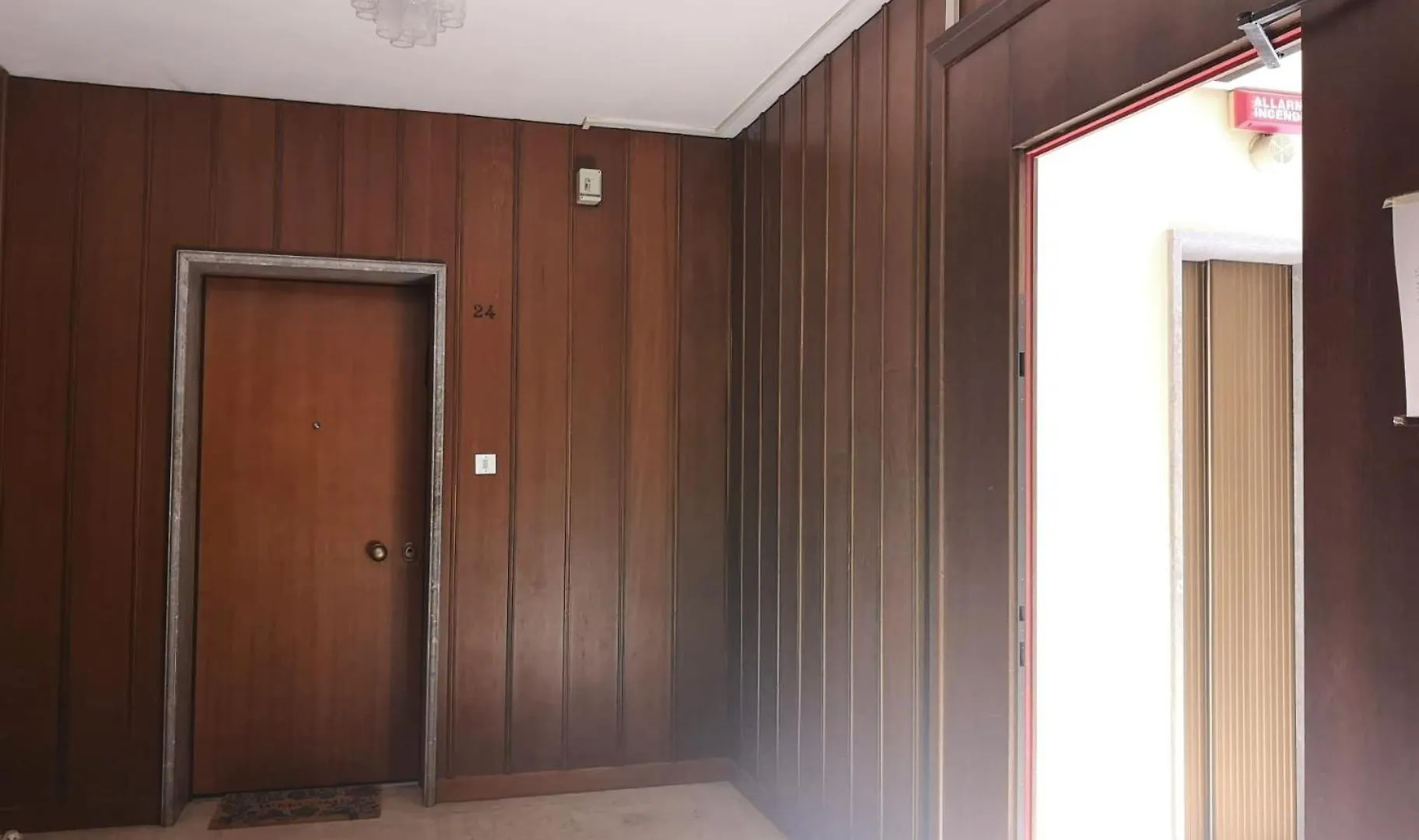 Apartamento Quietnest Venice Station Flat 86Sqm 100M To Bus Station 300M To Train Station Italia