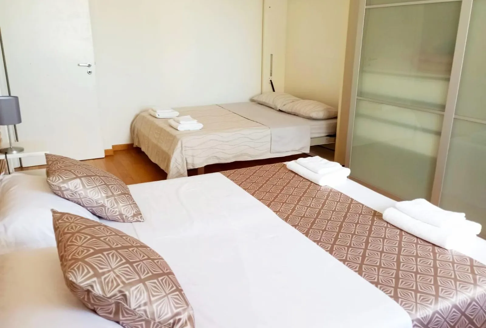 Quietnest Venice Station Flat 86Sqm 100M To Bus Station 300M To Train Station Italia